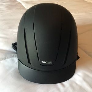 NWOT black TROXEL riding helmet *kids XS*